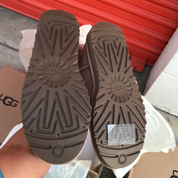 UGG water resistant Bailey bow II ribbon Sz 11 new - Picture 6 of 7